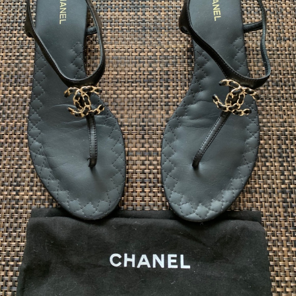 Chanel Gold Chain Logo Sandals - Picture 2 of 8